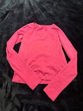 Lululemon Run Swiftly Long sleeve size 6 waist length sonic pink